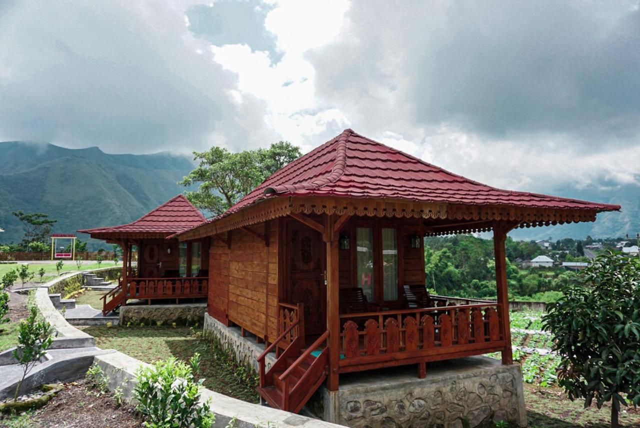 Rinjani Hill Hotel Sembalunlawang Extérieur photo