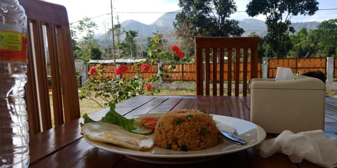 Rinjani Hill Hotel Sembalunlawang Extérieur photo